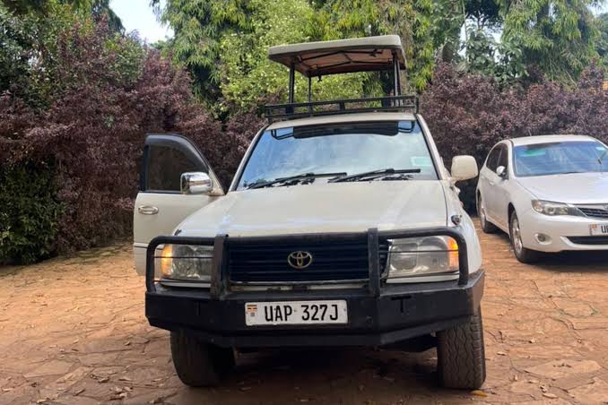 Manual Transmission Cars - Self Drive Safaris Uganda